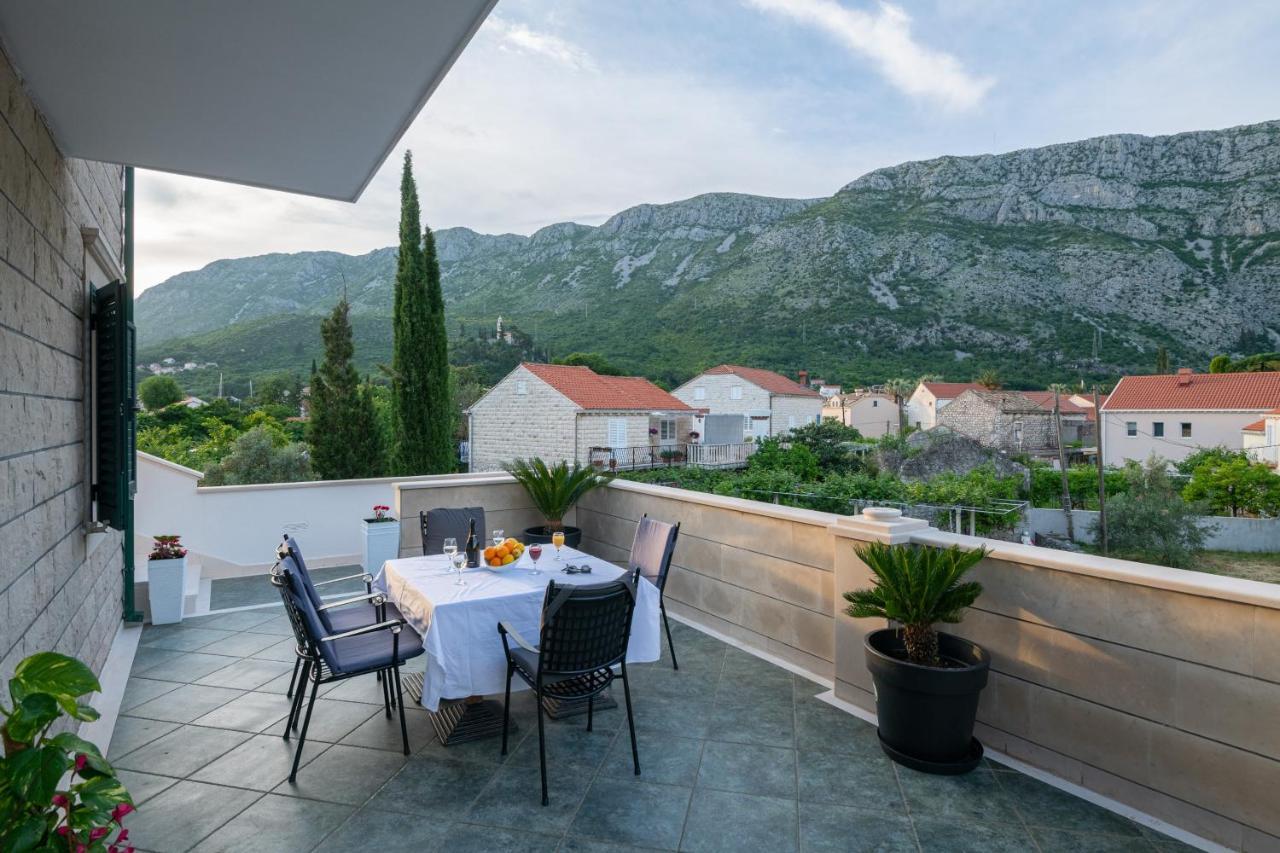 Apartments Dubelj Komolac Екстериор снимка