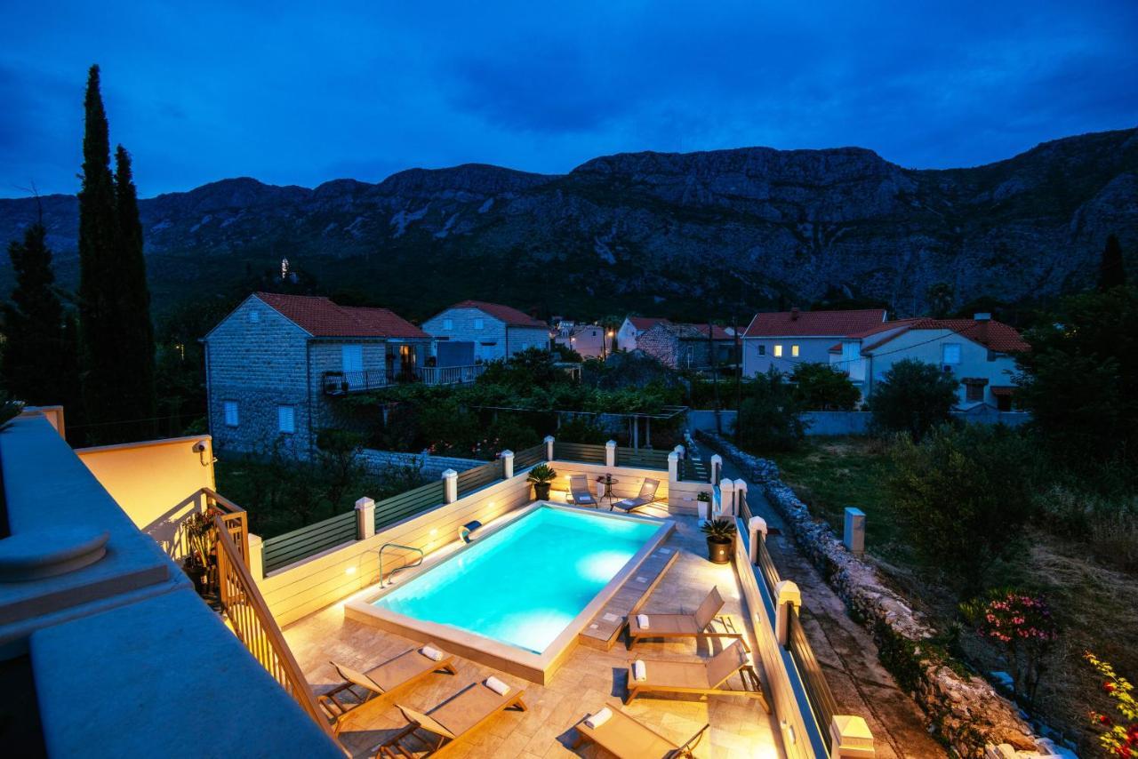 Apartments Dubelj Komolac Екстериор снимка