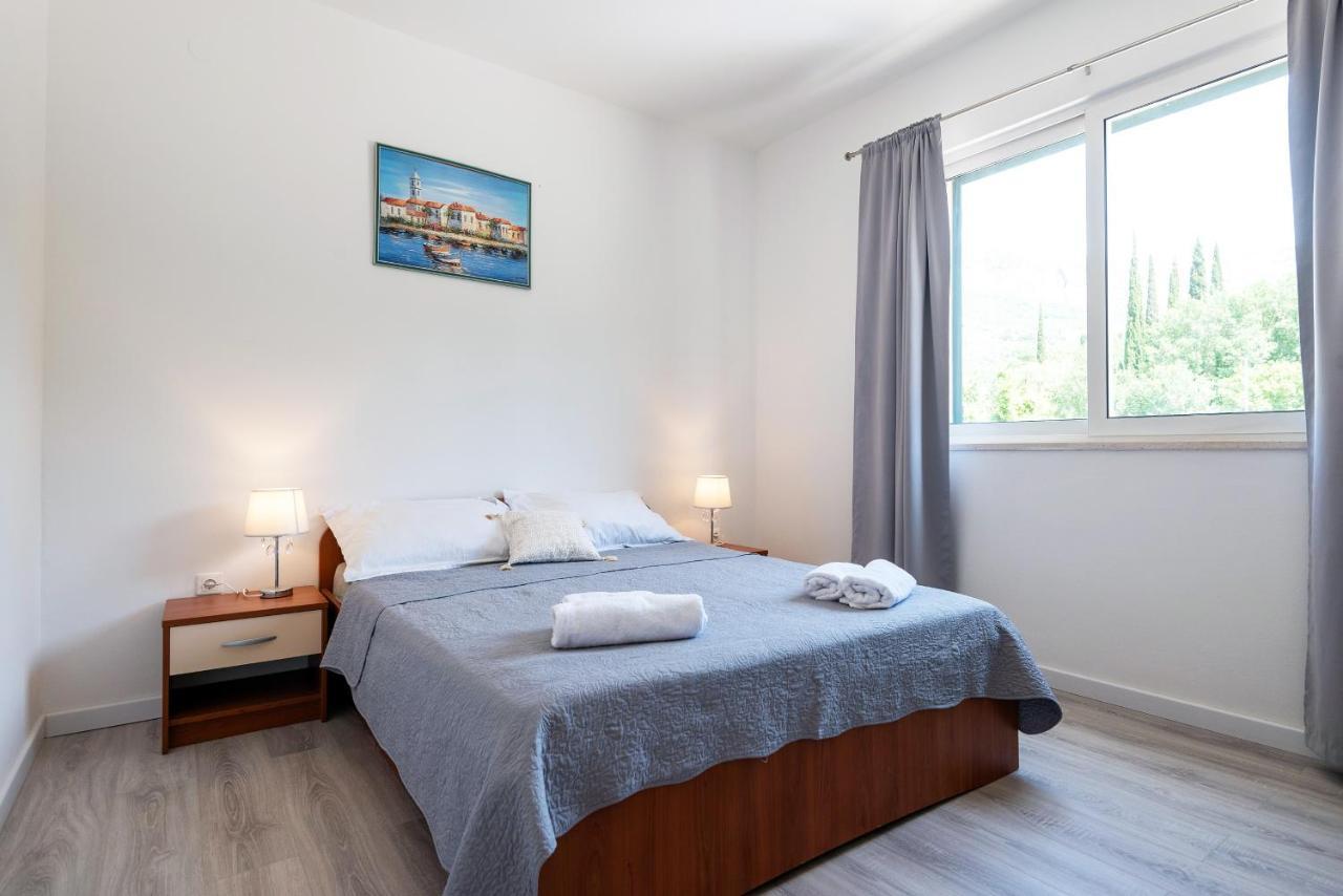 Apartments Dubelj Komolac Екстериор снимка