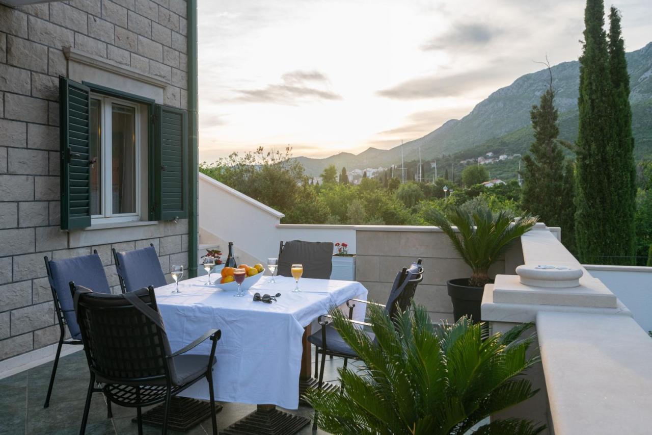 Apartments Dubelj Komolac Екстериор снимка