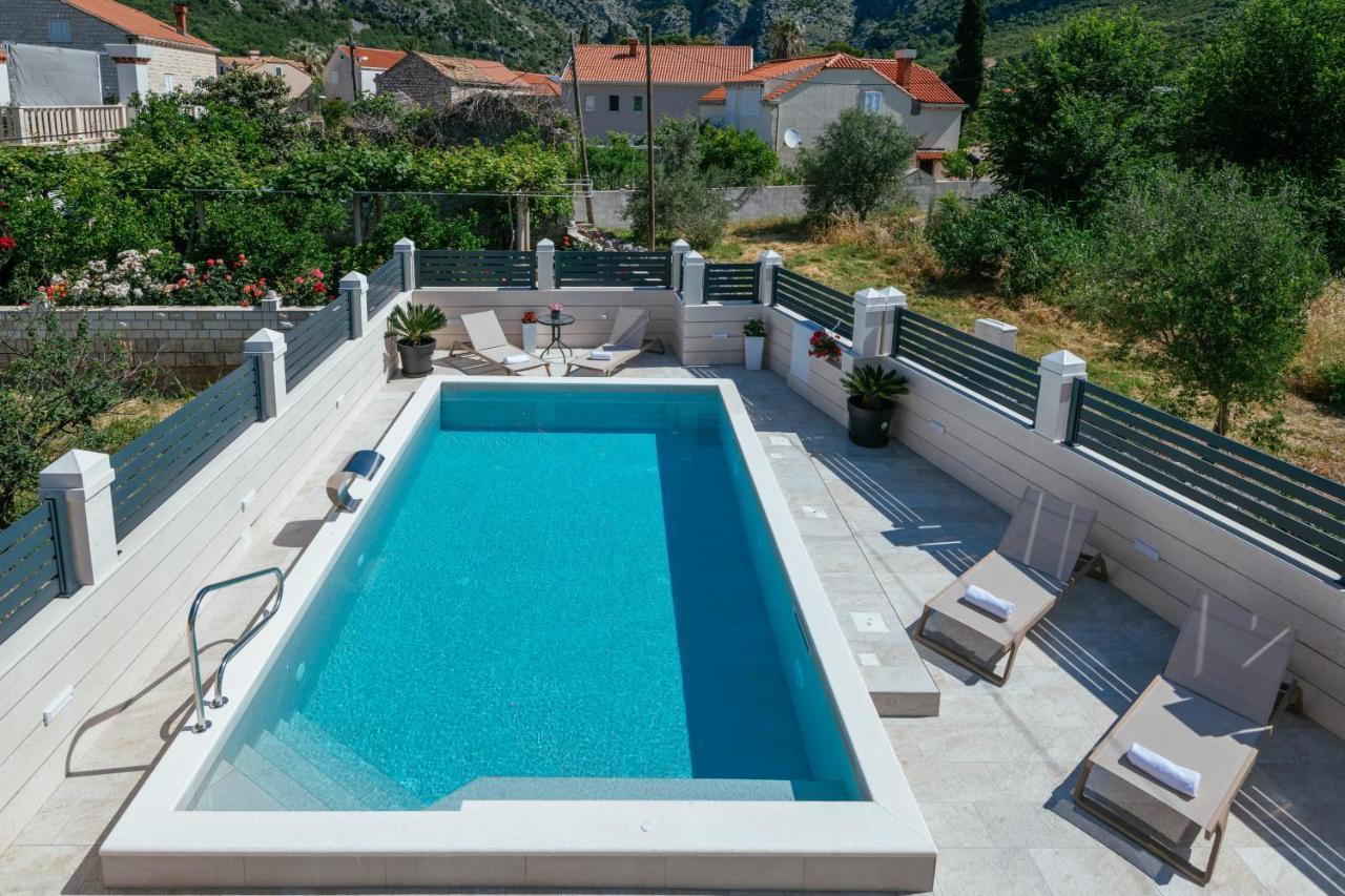 Apartments Dubelj Komolac Екстериор снимка
