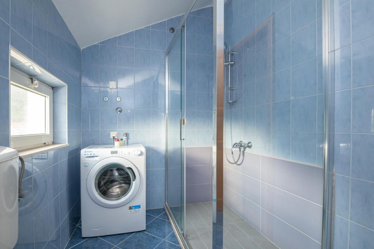 Apartments Dubelj Komolac Екстериор снимка