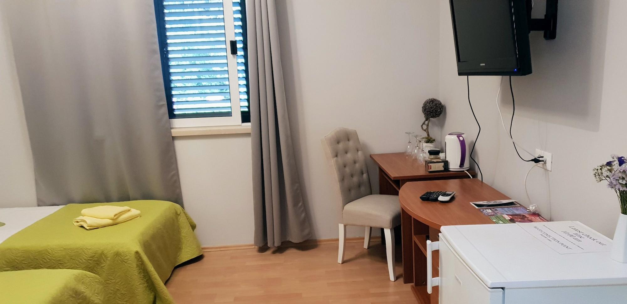 Apartments Dubelj Komolac Екстериор снимка