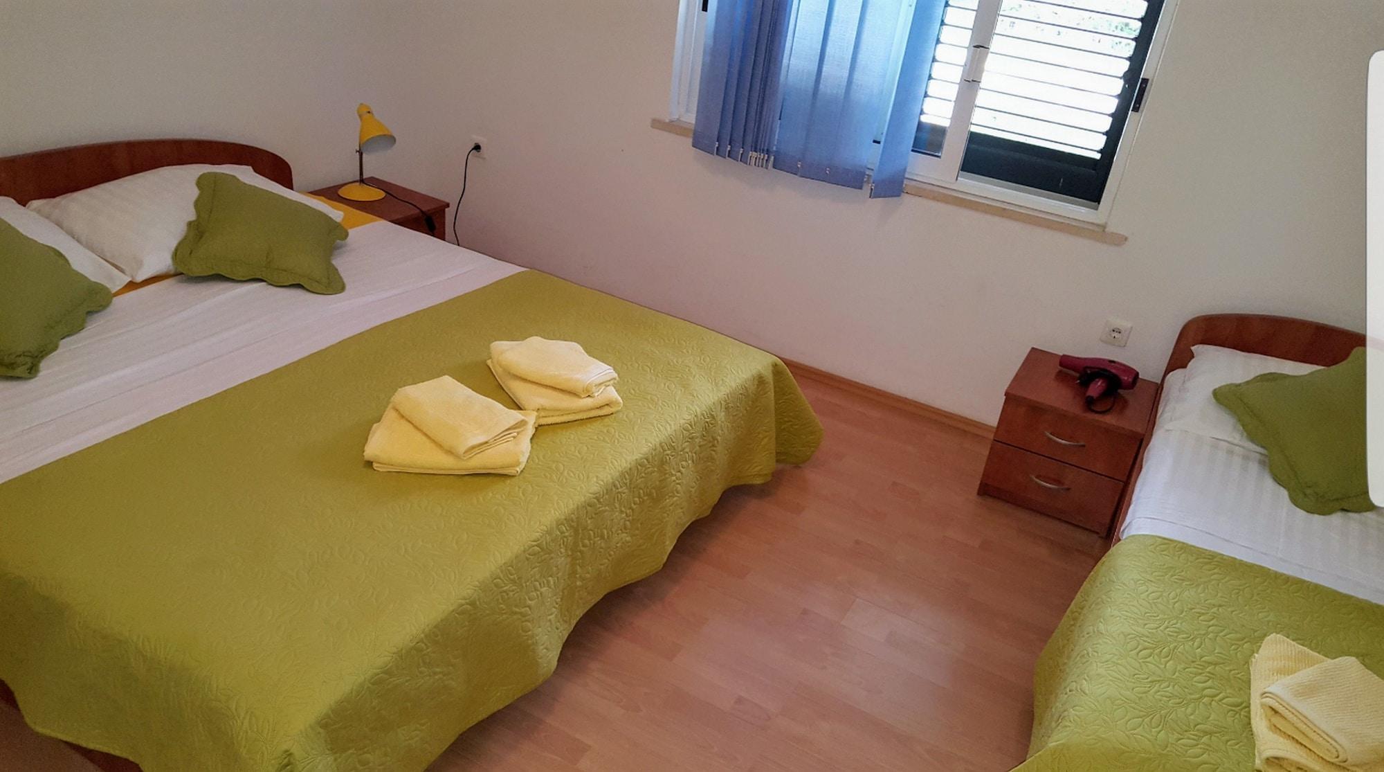 Apartments Dubelj Komolac Екстериор снимка